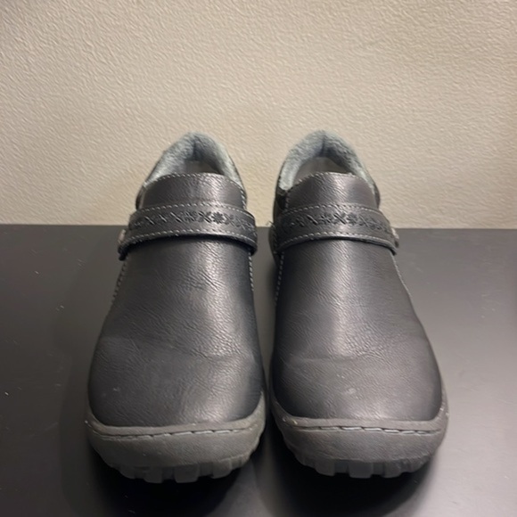 JBU by Jambu, 8, True Black, Blakely Encore with a Nordic Embroidery on Strap - Picture 13 of 14